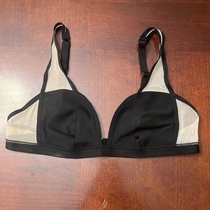Victoria’s Secret bra. No underwire.